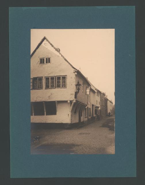 Zur Seitenansicht