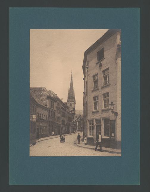 Zur Seitenansicht