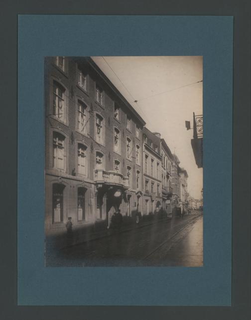 Zur Seitenansicht